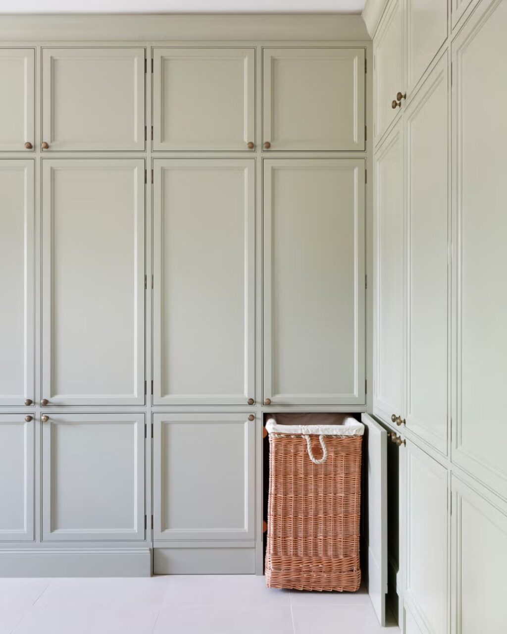 Instagram post from stylistic.designs. This post is in position 8.