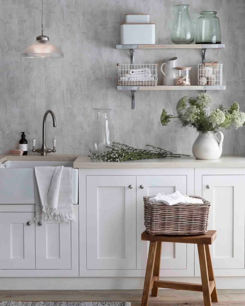 Instagram post from stylistic.designs. This post is in position 7.