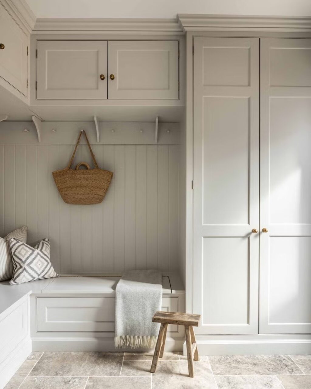 Instagram post from stylistic.designs. This post is in position 0.